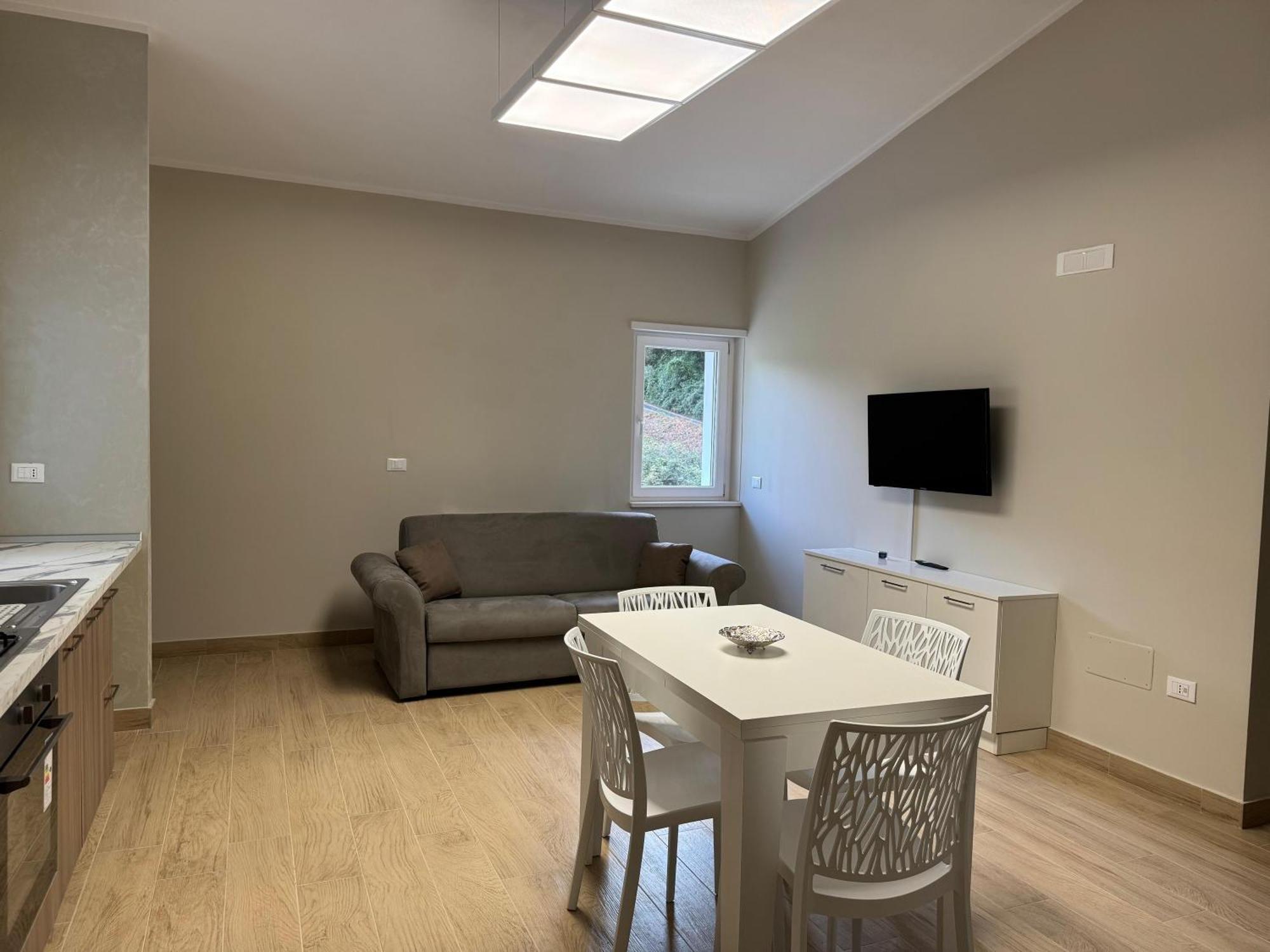 Moon Valley Apartment Lauria Inferiore
